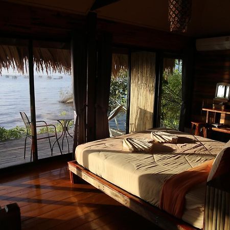 Wetlandcamp บ้านชายเล Phatthalung Esterno foto